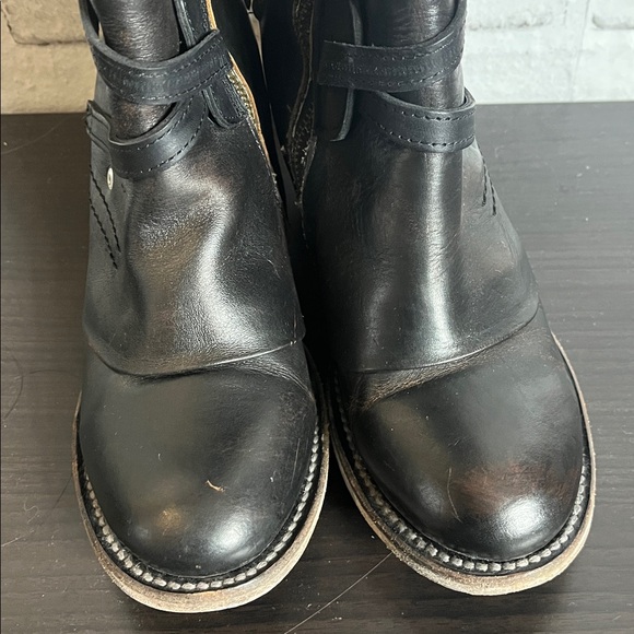 Freebird Cassius distressed leather boots - Picture 5 of 12